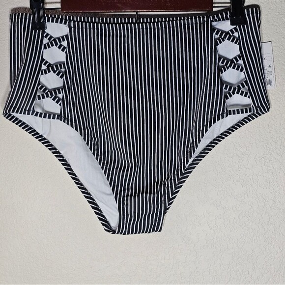 Shade & Shore Women Swim Bottoms Large Black & White Pin Stripped NWT - Picture 1 of 6